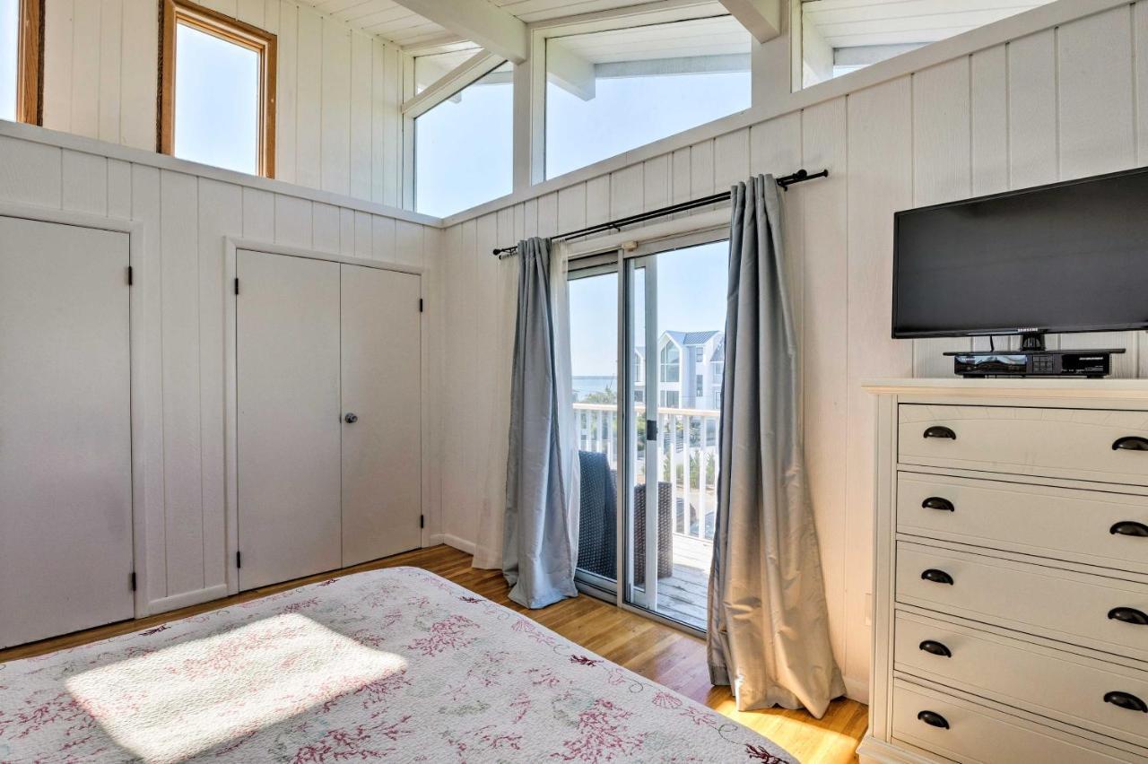 Westhampton Beach Home With Deck And Ocean Views! Exterior photo